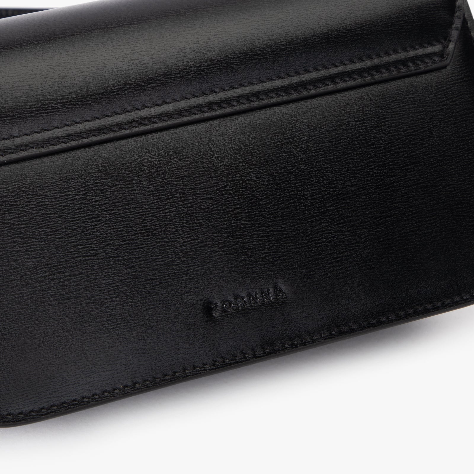 アイリーン クロスボディバッグ