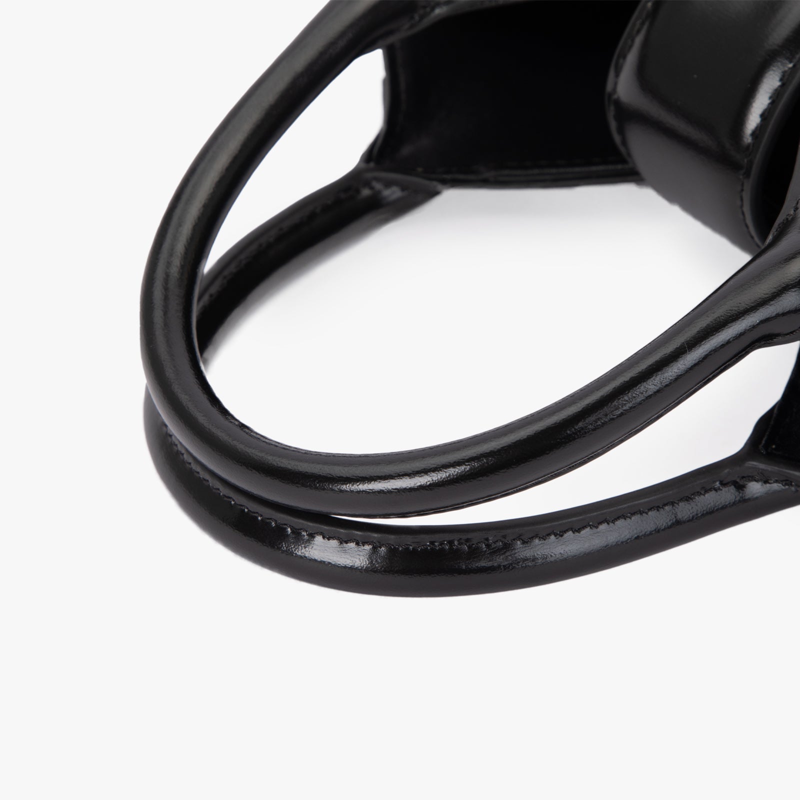 Jas draagtas met handvat