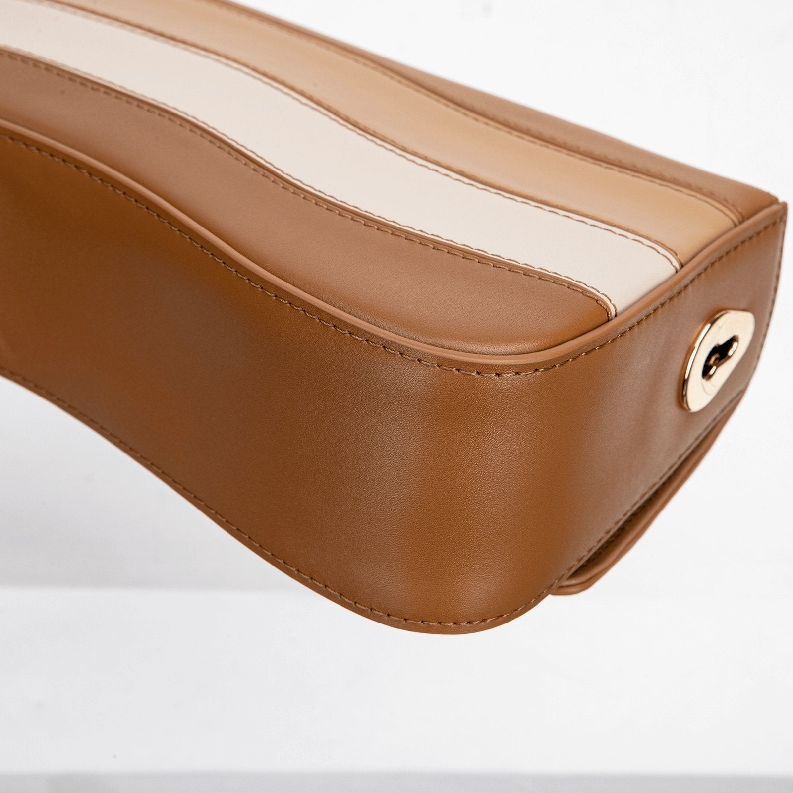 Riya Regnbågspåse.