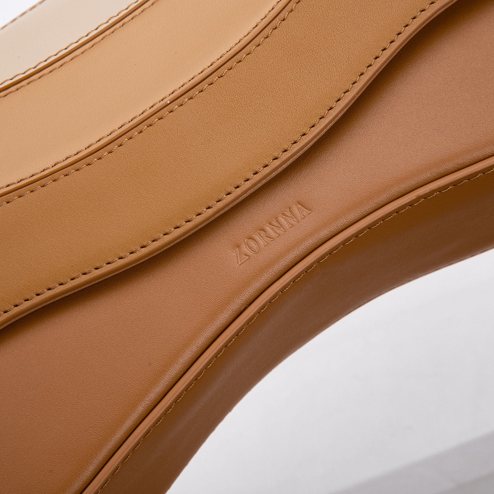 Riya Regnbågspåse.