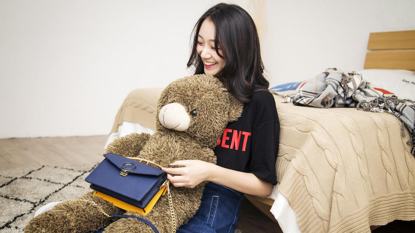 What Size Handbags Should I Carry? ZORNNA