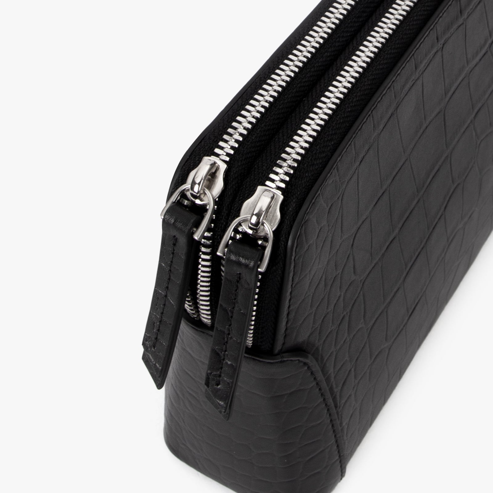 Clutch aus Leder mit Krokodilprägung