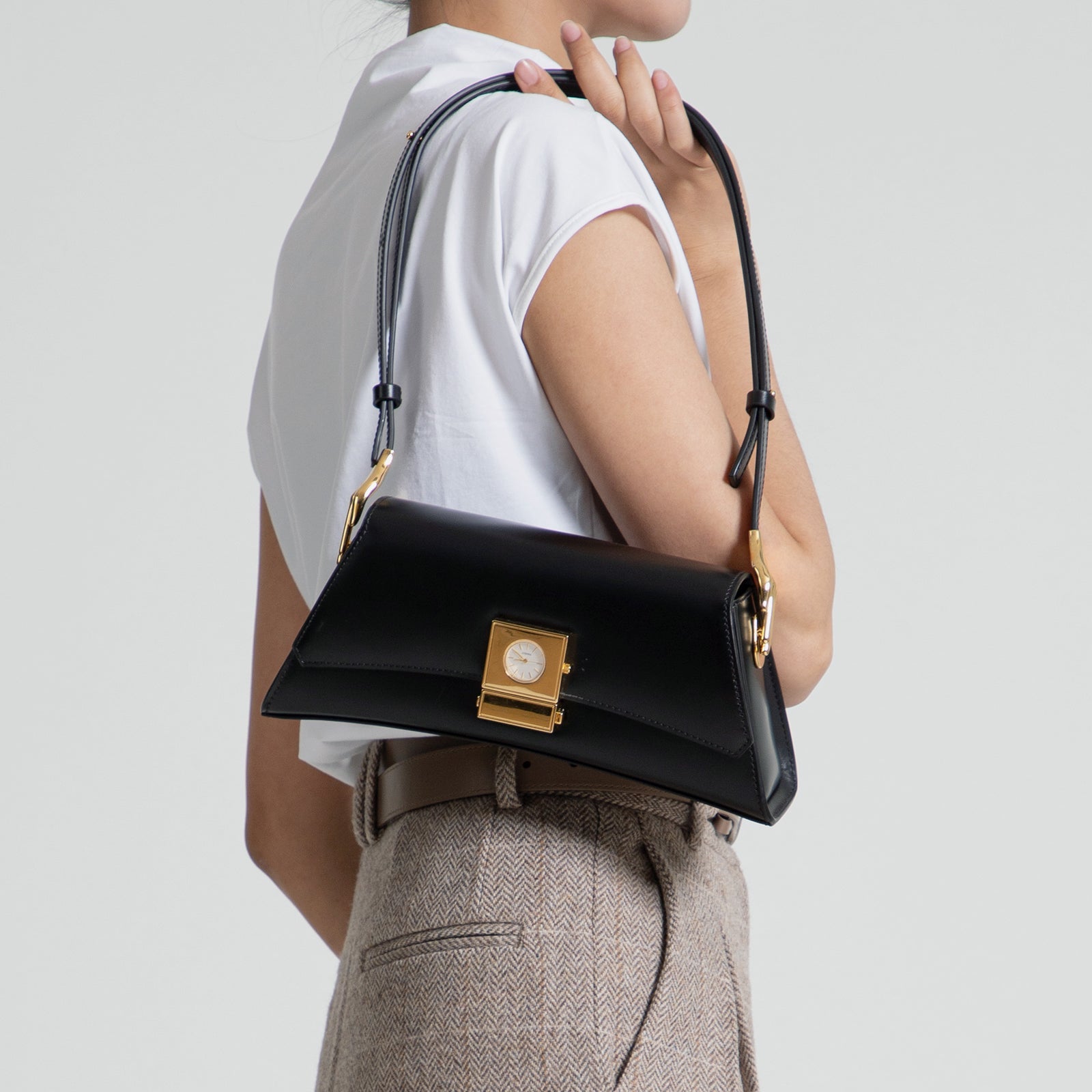 Olivia Leather Shoulder Bag