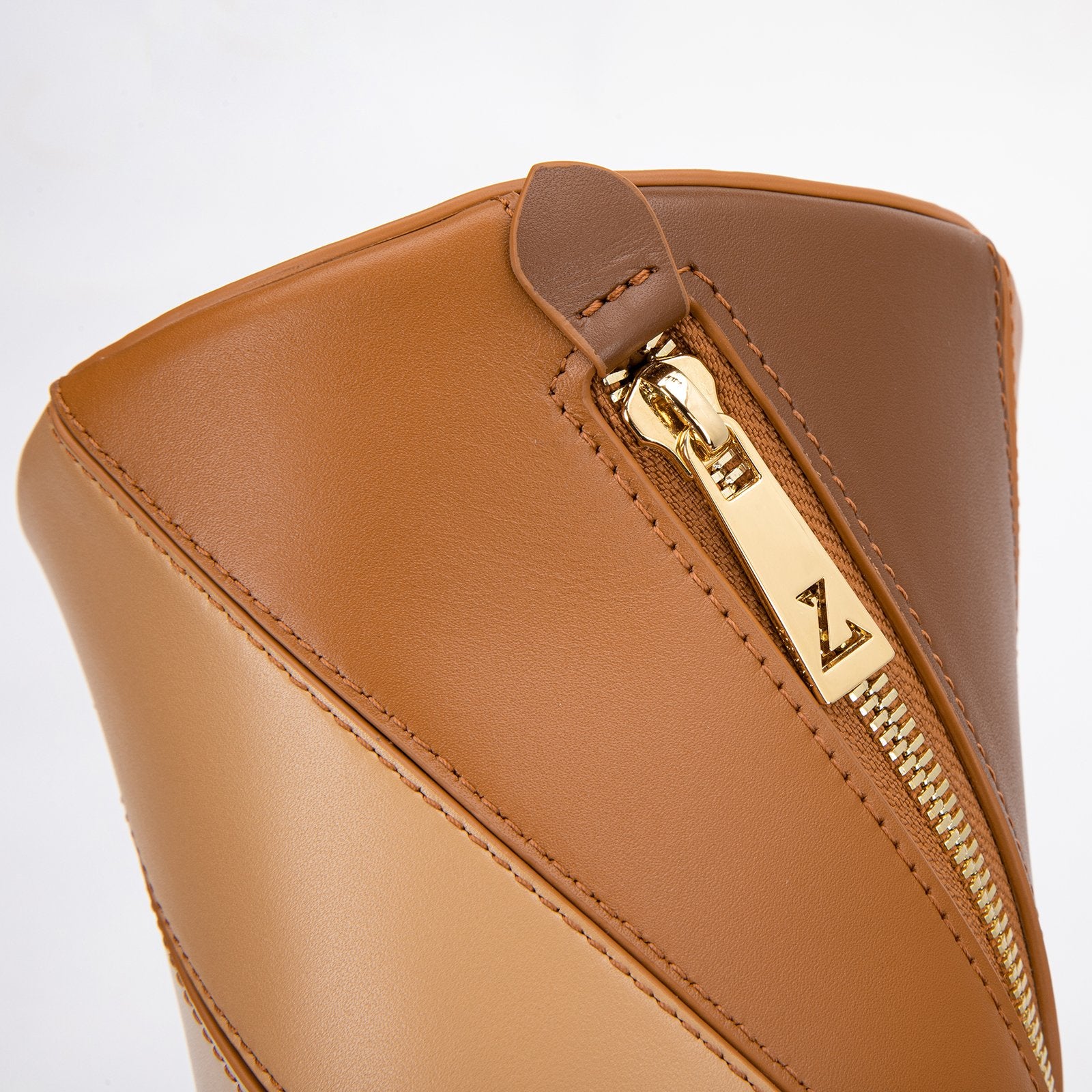 Regnbågsbrun handväska